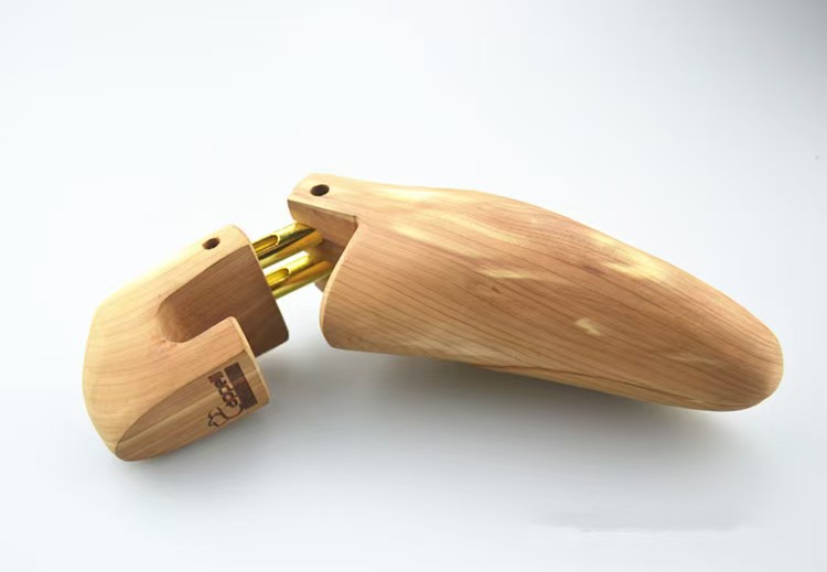OEM wooden shoe stretcher